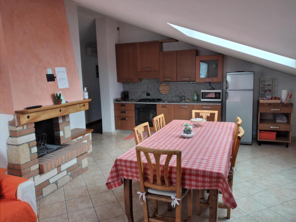 La Casetta Sui Colli Perarolo Bagian luar foto