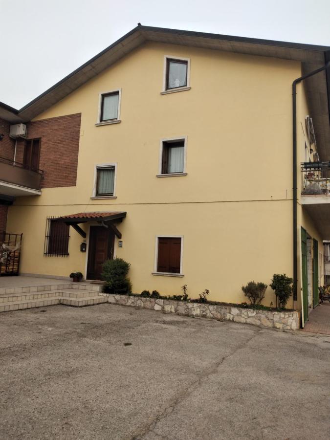 La Casetta Sui Colli Perarolo Bagian luar foto